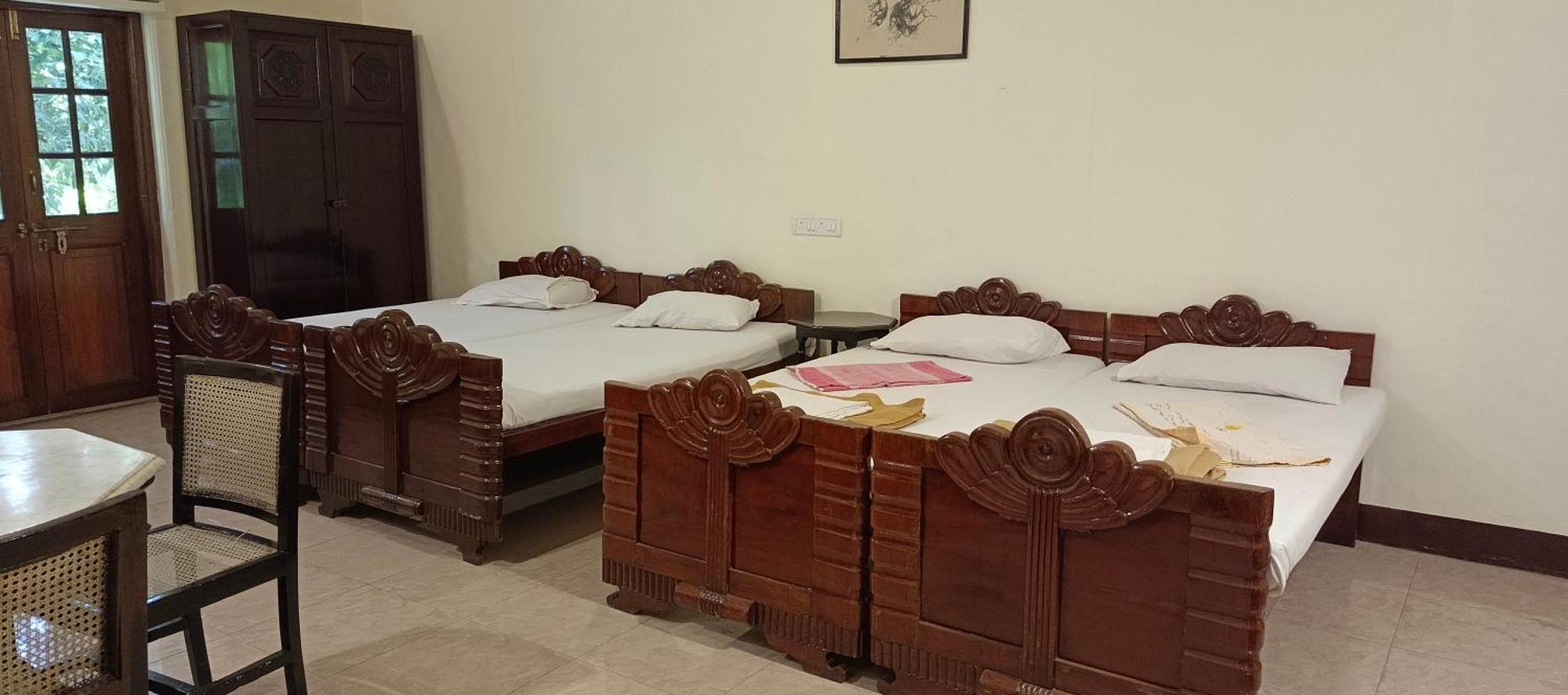 Bentleys Hotel Bombaj Zewnętrze zdjęcie